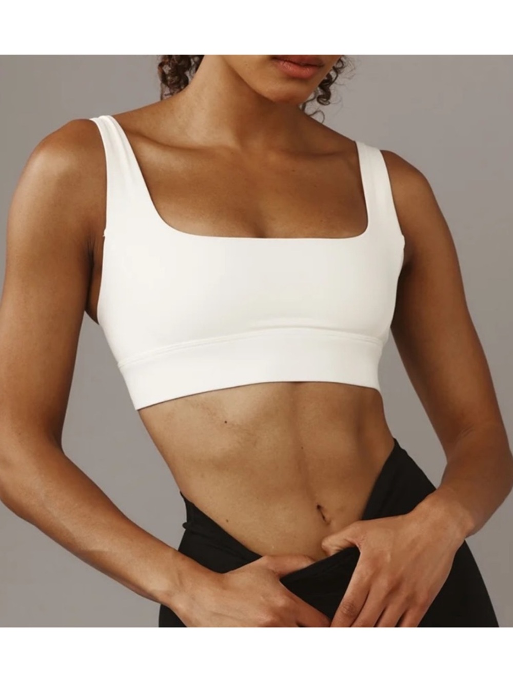 Monday body Denali Bra ivory sports bra Crop Top Size Small